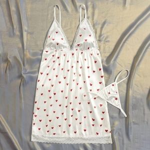 ♥️White Satin Slip w/Red Hearts Pattern  and Matching Thong. Sz L
